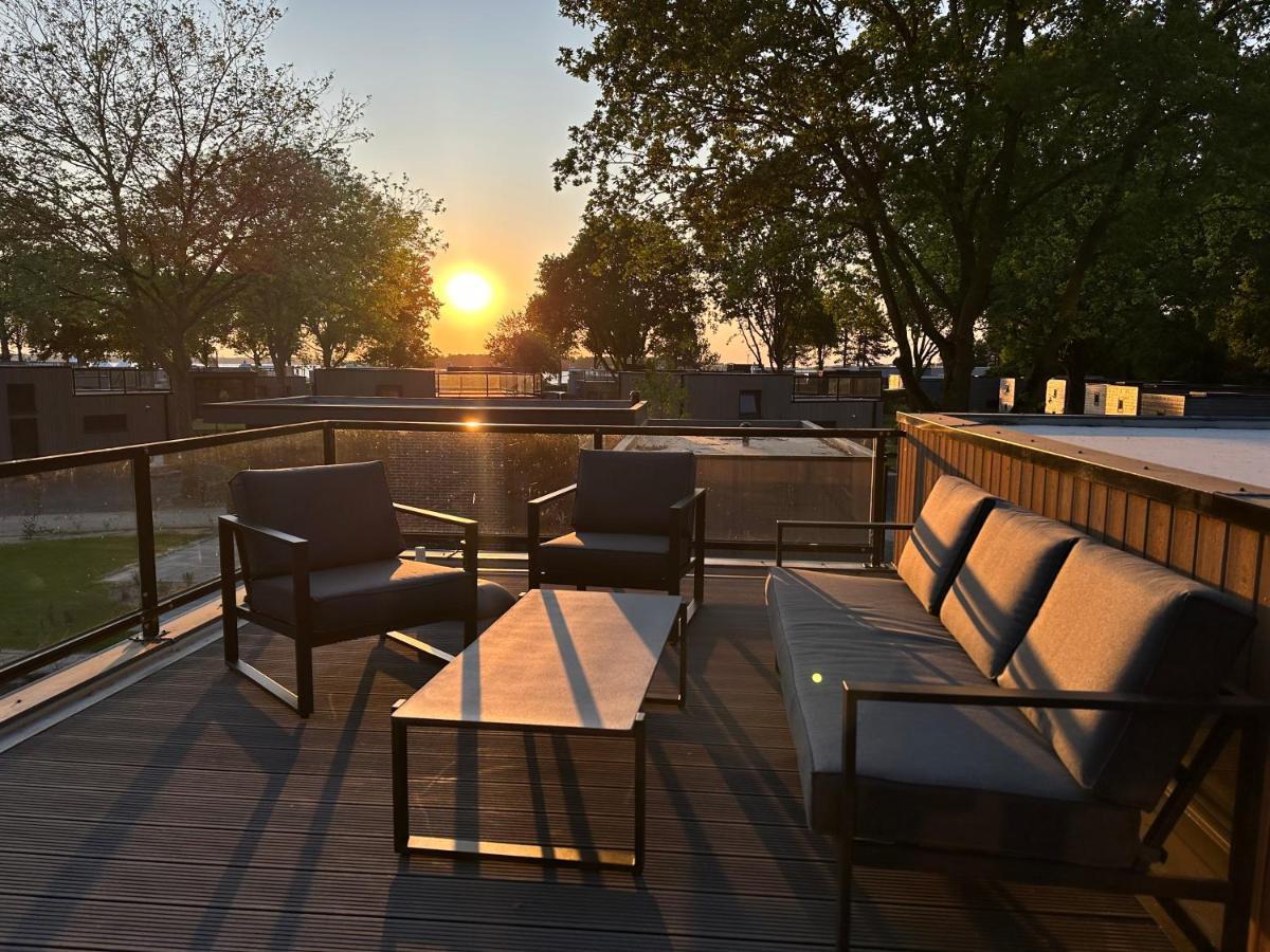 Traum Ferienhaus Mit Dachterrasse Am Veluwemeer フルスホルスト エクステリア 写真